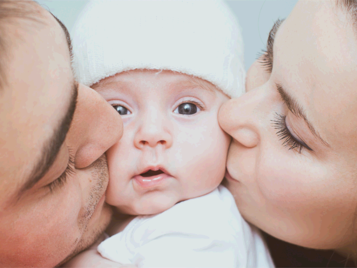 babies can contract herpes from being kissed